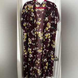 Boutique Maroon and Floral Kimono. Size 0X-1X